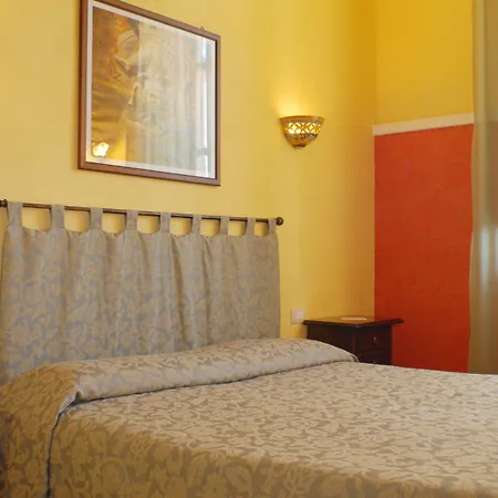 فندق مبيت وإفطار Triskeles 4*