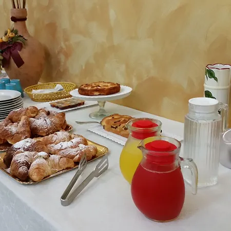 فندق مبيت وإفطار Triskeles 4*