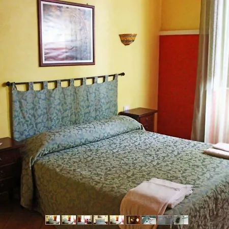 Triskeles فندق مبيت وإفطار 4*