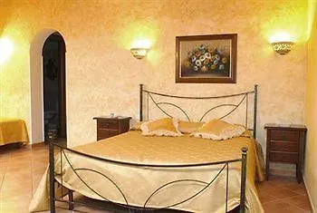 Bed & Breakfast Triskeles 4*