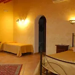 Triskeles Bed and Breakfast 4*