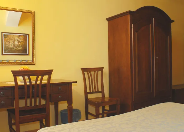 Triskeles فندق مبيت وإفطار 4*